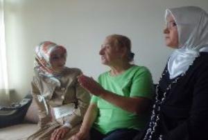 RAMAZAN BAYRAMINDA KADIN KOLLARIMIZ YAŞLI VE ŞEHİT AİLELERİNİ ZİYARET ETTİ.